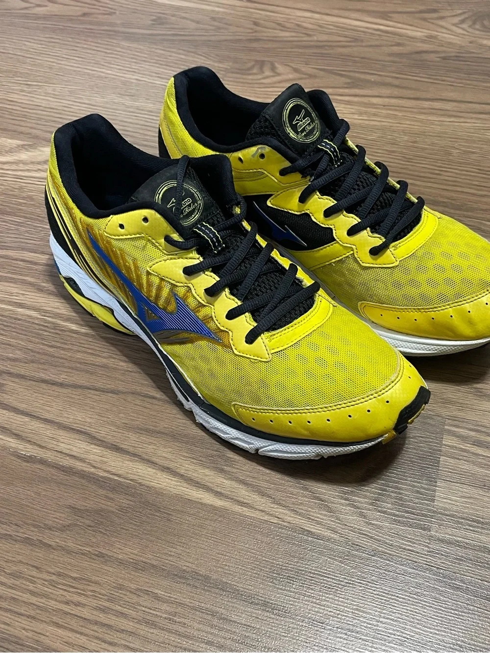 Mizuno rare 2013